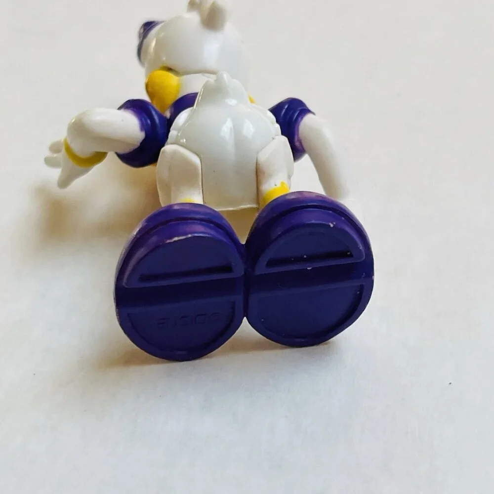 Daisy Duck Disney 3 Inch PVC Toy Figure Collectible Mini